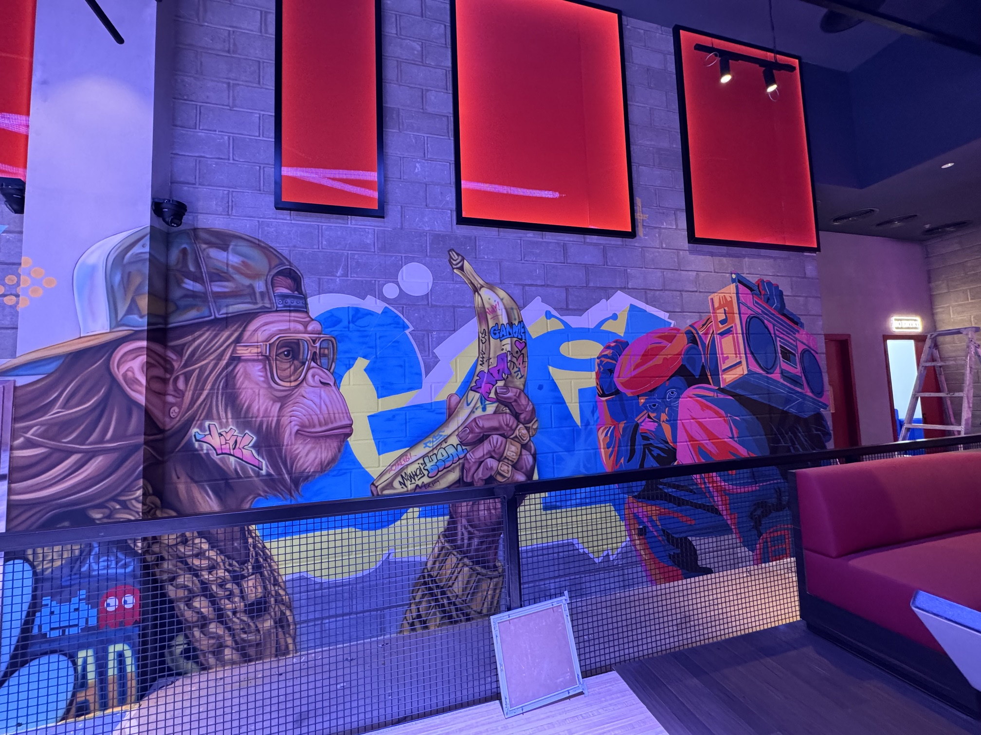 Detail of the painted monkeys at Brass Monkey, Motor City